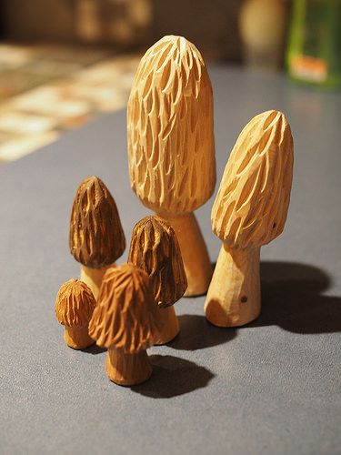 [ IMG] Wood Whittling, Wooden Mushrooms, Wood Carving Projects, Whittling Ideas, Carving For Beginners, Whittling Projects, Snowman Crafts Diy, Christmas Crafts Diy Projects, Simple Wood Carving