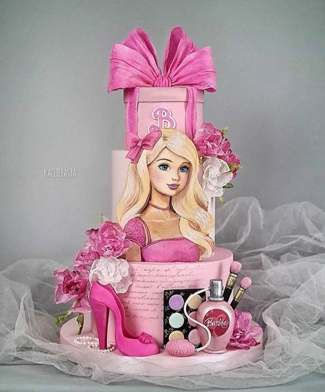 Barbie Cake Designs, Kue Fondant, Cake Paris, Elegant Cake Design, Glam Birthday, Barbie Birthday Cake, Barbie Theme Party, Fondant Cake Designs, Barbie Doll Set