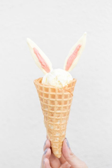 Diy Bunny Ears, Diy Bunny, Easter Inspiration, Ice Cream Cones, Think Food, Bunny Crafts, An Ice Cream, Easter Time, Easter Dessert