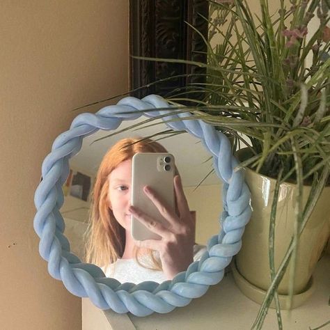 Clay Mirror, Blob Mirror, Spiegel Diy, Funky Mirrors, Mirror Aesthetic, Wavy Mirror, Mirror Frame Diy, Flower Mirror, Aesthetic Mirror