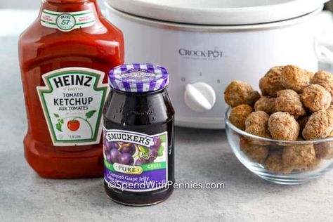 3 Qt Crockpot Recipes, Finger Food Party Ideas, Crockpot Grape Jelly Meatballs, Jelly Meatballs Crockpot, Frozen Meatballs Crockpot, Hamburg Recipes, Bbq Grape Jelly Meatballs, Party Food Meatballs, Jelly Meatball Recipe