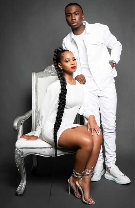 Professional Couple Photoshoot Black, Relationship Photoshoot Black, Valentine Photo Shoot Couples, Professional Couple Photoshoot, Office Headshots, Black Couples Photoshoot, Relationship Photoshoot, Couples African Outfits, Professional Headshots Women