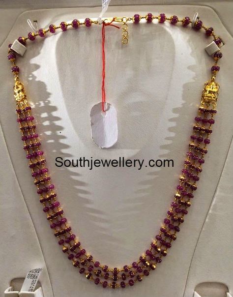 Ruby Beads Necklace Ruby Jewelry Necklaces, Latest Jewellery Designs, Necklace Ruby, Black Beads Mangalsutra Design, Pearl Necklace Designs, Gold Necklace Indian Bridal Jewelry, Gold Necklace Simple, Jewellery Indian, Beaded Necklace Designs