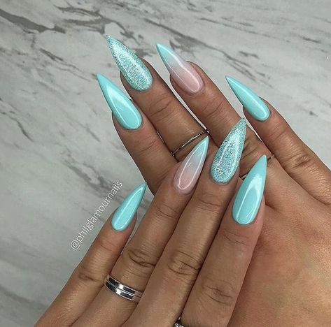 Tiffany Blue Nails, Blue Stiletto Nails, Turquoise Nails, Claw Nails, Glamour Nails, Best Acrylic Nails, Gorgeous Nails, Cute Acrylic Nails, Ombre Nails