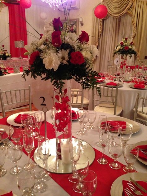 Red White Decorations Wedding, Red And White Wedding Table Decorations, Red White And Silver Wedding Decorations, Red And Silver Quinceanera Theme, Red And Silver Quinceanera Decorations, Red White Wedding Decorations, Red And Silver Wedding Decorations, White And Red Centerpieces, Red And Silver Quinceanera Ideas