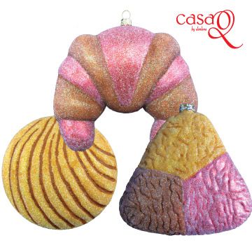 CasaQ Pan Dulce ornaments Pan Dulce Ornaments, Mexican Breads, Hispanic Culture, Mexican Christmas, Ornament Garland, Mexican Fashion, Mothers Day Cake, American Folk Art, Felt Christmas Ornaments