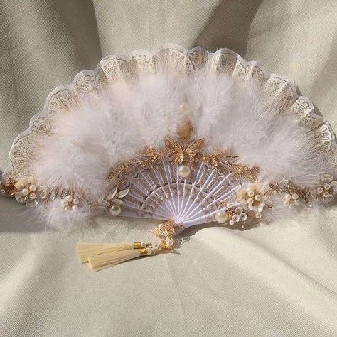 Gold Butterfly Accessories, Pastel Blue Accessories, Princesscore Accessories, Sailor Moon Quinceanera Theme, Hand Fan Aesthetic, Royalcore Outfit, Feathered Headpiece, Fantasy Royalty, Fans Aesthetic