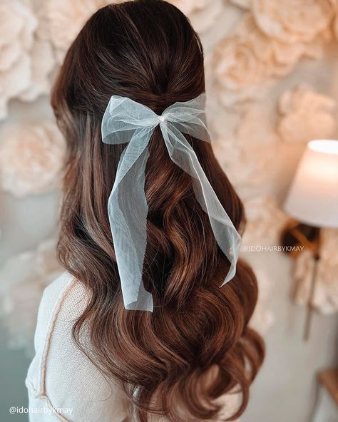 Easy Wedding Hairstyles: 27 Looks & FAQs For 2024 Hair With Bow, Down Prom Hair, Wedding Hair Tips, Easy Wedding Hairstyles, Bridesmaid Hair Inspo, Half Up Half Down Hairstyle, Half Up Wedding, Down Hairstyle, Event Hair