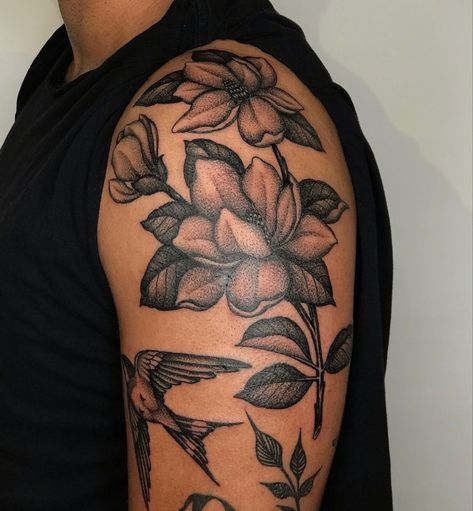 Flower Shoulder Tattoo Men, Traditional Shoulder Tattoo, Tree Tattoo Men, Flower Shoulder Tattoo, Fits 2023, J Tattoo, Magnolia Tattoo, Stomach Tattoo, Floral Tattoo Shoulder