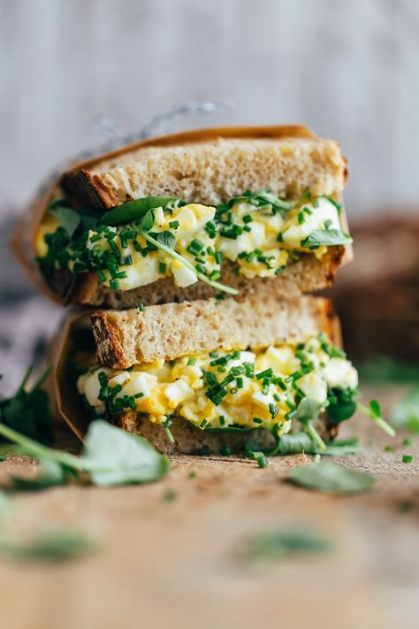 Classic Egg Salad Sandwich, Egg Salad Sandwich Recipe, Cooking Hard Boiled Eggs, Egg Salad Sandwich, Classic Egg Salad, Egg Salad Sandwiches, Homemade Mayonnaise, Egg Salad Recipe, Egg Sandwiches