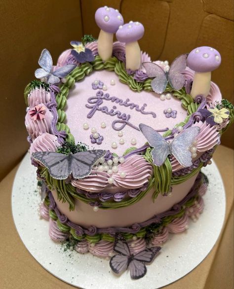 19th Birthday Cakes, Fairy Birthday Cake, Vintage Birthday Cakes, Funny Birthday Cakes, Fairy Cakes, Cute Baking, Creative Birthday Cakes, Pretty Birthday Cakes, Cute Birthday Cakes