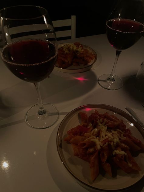 #datenight #pasta #pastadinner #pastadishes #food #foodphotography #wine #dinnerrecipe #dinner Pasta And Wine Aesthetic, Wine And Pasta, Wine Pasta, Dinner Aesthetic, Salmon Dinner, Date Dinner, Dinner Date, Red Wine, Yummy Food