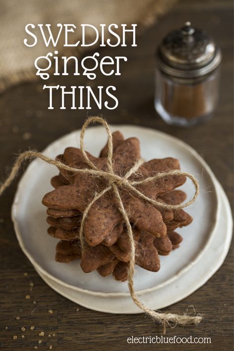 Crispy Swedish ginger thins - the Ikea cookies - are a traditional Christmas cookie in Sweden. They are easy to make and have a pretty long shelf-life if stored correctly. They are the perfect homemade Christmas gift as they are delicious cookies that double as cute Christmas tree ornaments! Long Shelf Life Desserts, Ikea Cookies, Ginger Bread Christmas Tree, Cookie Thins Recipe, Spiced Cookies, Gingerbread Cottage, Baked Desserts, Ginger Biscuits, Slow Cooker Desserts