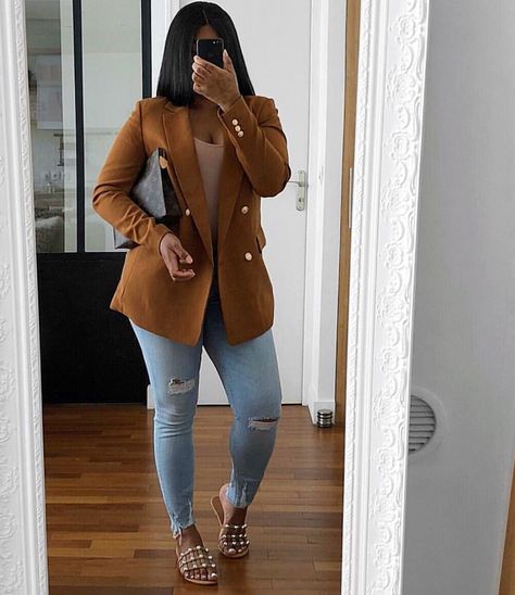 Clothing Style Inspiration, Afro Outfits, Workplace Outfits, Female Suit, Everyday Casual Outfits, Casual Work Outfits, Fall Fashion Outfits, Business Casual Outfits, Style Outfits