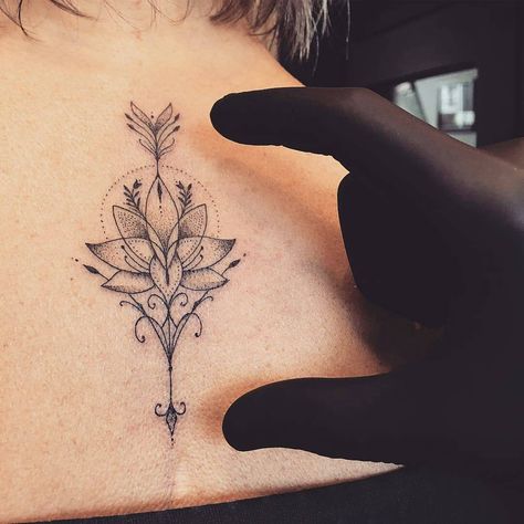 Lotus Tattoo Wrist, Arrow Tattoo Ideas, Simple Arrow Tattoo, Arrow Tattoo Finger, Meaning Of Arrow Tattoo, Arrow Tattoos For Women, Geometric Arrow Tattoo, Arrow Tattoo Design, Lotus Tattoo Design