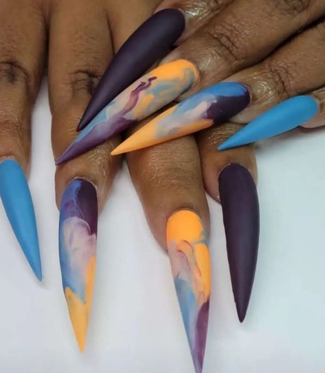 Nails On Black Women, Trending Nail Colors, Nail Colors And Designs, Beauty Nails Design, Nail Design Inspiration, Stiletto Nails Designs, Dope Nail Designs, Pretty Nail Art Designs, Glam Nails