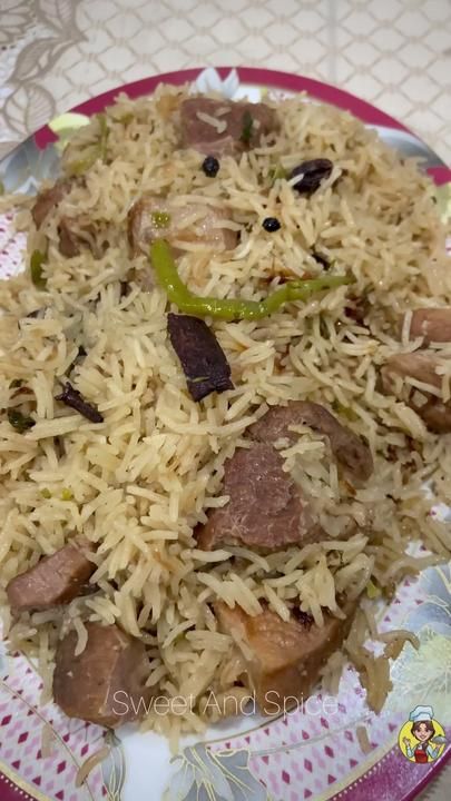 Beef Pulao Recipe, Bannu Beef Pulao, Beef Pulao, Kheema Pulao Recipe, Afghani Pulao Recipe, Yakhni Pulao, Indian Rice Recipes, Indian Rice, Spiced Beef