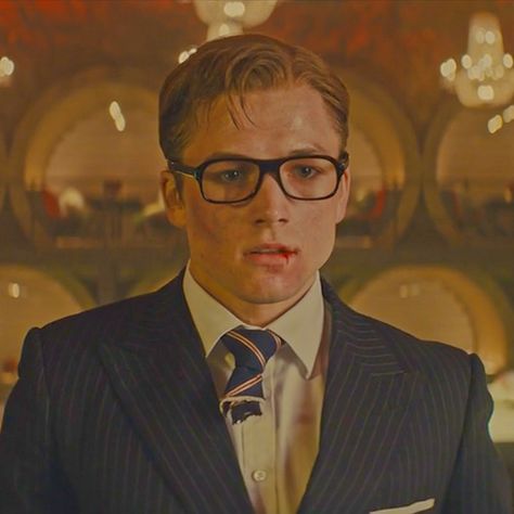 Eggsy Unwin Icons, Tarpon Egerton, Kingsmen Aesthetic, Taron Egerton Aesthetic, Taron Egerton Boyfriend Material, Egerton Taron, Kingsman Aesthetic, Kingsman Actors, Eggsy Kingsman