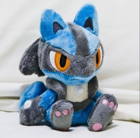 Pokémon Plush, Pokemon Plushies, Lucario Pokemon, Pokemon Dolls, Plush Collection, Pokemon Toy, Pokemon Images, Pokemon Birthday, Pokemon Plush