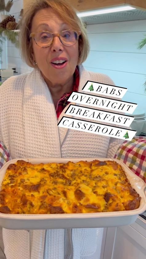 Babs on Instagram: “🎅🏻 12 DAYS OF BABS HOLIDAY FAVORITES 🎅🏻 Behind Door 6….My Famous Overnight Breakfast Casserole. I’ve been making this for my family for ove…” Babs Famous Overnight Breakfast Casserole, Breakfast Sausage Dishes, New Years Day Breakfast Casserole, Barbara Costello Recipes, Brunch With Babs Recipes, Brunchwithbabs Recipes, Christmas Day Breakfast Ideas, Breakfast Casserole Overnight, Brunch With Babs