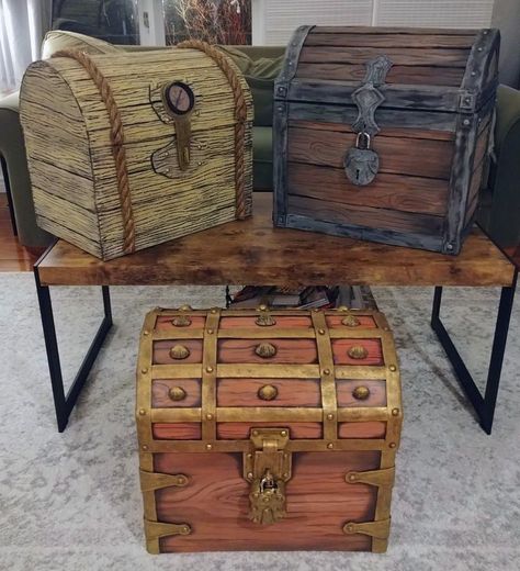 Diy Pirate Chest Cardboard Boxes, Cardboard Chest Diy, Diy Cardboard Treasure Chest, Pirates Chest Diy, Pirate Chest Diy Treasure Boxes, Treasure Box Decoration Ideas, Pirate Boxes Diy, Diy Treasure Chest Cardboard, Pirate Props Diy How To Make