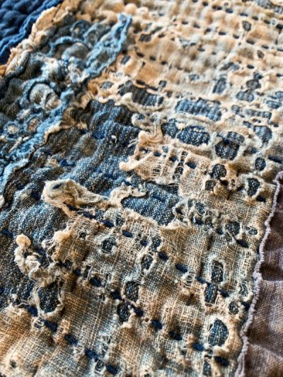 Big Blue Boro – The Ardent Thread Inferno Dante, Japanese Boro Textiles, Western Quilts, Sashiko Boro, Boro Stitching, Textile Art Embroidery, Denim Art, Make Do And Mend, Visible Mending