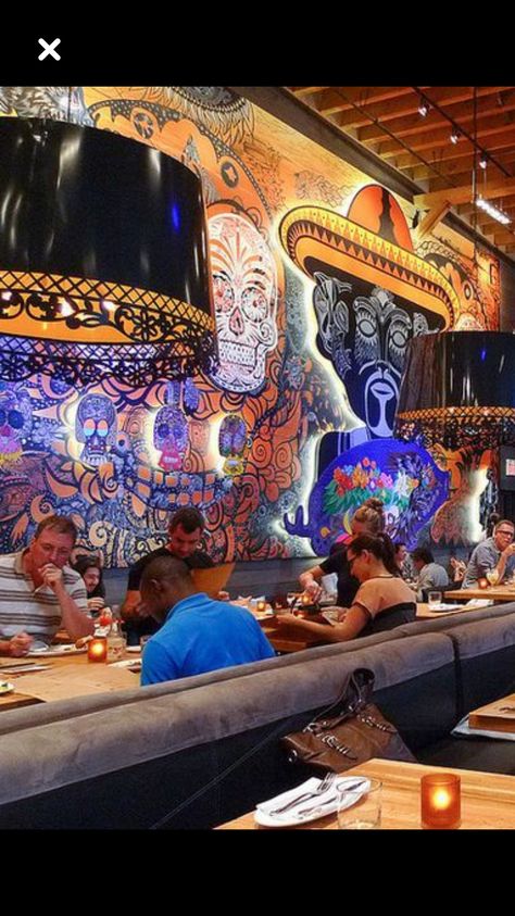 Cantina bar Mexican Sports Bar, Mexican Food Slogan, Mexican Bar Ideas, Mexican Bar Design, Cantina Decor, Mexican Restaurants Interior, Cellar Bar, Mexican Cantina, Mexican Restaurant Design