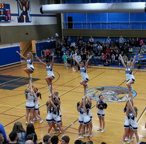 2012 Rogers High School Cheerleaders Puyallup, WA #RHSCHEER #RAMPRIDE High School Competitive Cheer, Cheerleading High School, Rogers High School, Basketball Cheerleaders, Basketball Cheerleading, Cheer Moves, Cheerleading Poses, Cheer Flyer, Cheerleading Bags