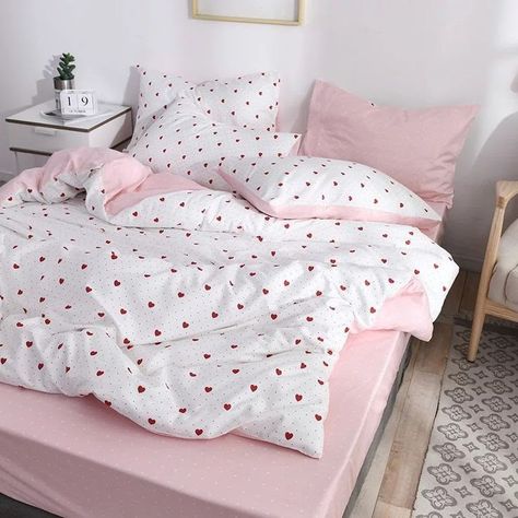 Bed Sheet Painting Design, Aesthetic Heart, Designer Bed Sheets, Bedroom Interior Design Luxury, Cute Diy Room Decor, Cute Bedroom Decor, Minimalist Room, Room Makeover Inspiration, Room Setup