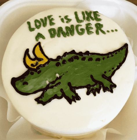 Alligator Loki Birthday cake ideas design decorations Images Loki Birthday Party, Marvel Cake Ideas, Loki Cake, Loki Party, Loki Birthday, Marvel Birthday Cake, Alligator Loki, Alligator Birthday, Marvel Birthday