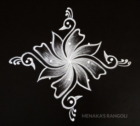 Simple Peacock Rangoli, Peacock Kolam, Peacock Rangoli Design, Rangoli Designs Easy, Small Kolam, Diwali Design, Peacock Rangoli, Rangoli Simple, Easy Rangoli Designs Diwali