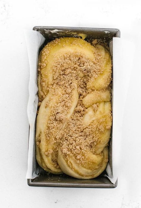 Lemon Streusel Twisted Babka in Loaf Pan Babka Filling Ideas, Babka Recipe, Yeast Breads, Yeast Bread Recipes, Yeast Bread, Sweet Breads, Jewish Recipes, Bakery Recipes, Bread And Pastries