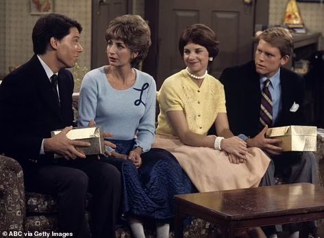 What happened to the cast of Happy Days? See where the stars are now as Cindy Williams dies | Daily Mail Online Anson Williams, Happy Days Tv Show, Laverne And Shirley, Erin Moran, Penny Marshall, Cindy Williams, Laverne & Shirley, Ron Howard, Love Boat