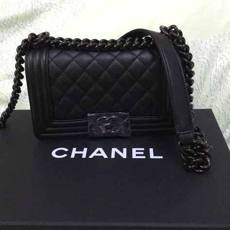 CHANEL Caviar So Black SMALL Boy bag Channel Boy Bag, Chanel Boy Bag Black, Chanel Handbags Collection, Trendy Purses, Street Style Bags, Poppy Delevingne, Chanel Brand, Chanel Cruise, Small Boy