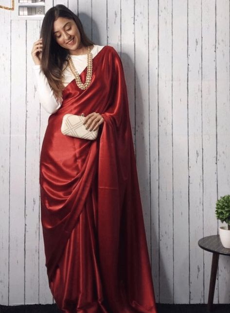 How to wear sarees in winter? 22 Ways to Layer Your Saree Velvet Saree, Full Sleeve Blouse, Velvet Shawl, Stylish Winter Outfits, Winter 22, Elegant Saree, Organza Dupatta, Person Standing, Outfit Trends