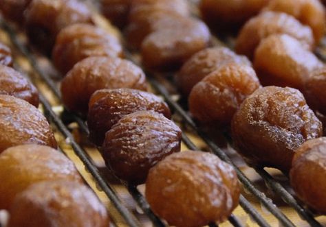 How to make Marrons Glaces, French candied chestnuts Maron Glace Recipe, Vegan French Recipes, Chestnut Recipes, Candied Fruits, Roasted Chestnuts, Food Rules, Delicious Magazine, Seasonal Treats, Food Articles