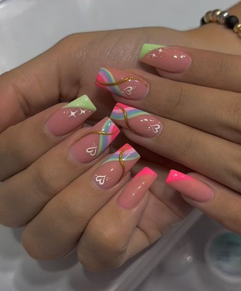 💅 nailsgeraldinj 👈 Instagram Short Nail Set Ideas, Short Nail Set, Nail Set Ideas, Bright Gel Nails, Nail Items, Neon Acrylic Nails, Nails 2017, Pretty Nail Colors, Bluey Birthday