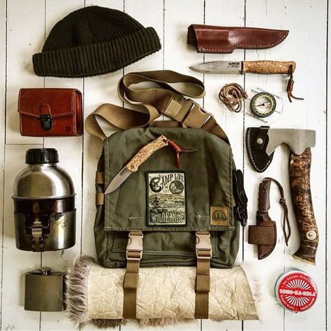 Prepper Gear, Hiking Supplies, Bushcraft Kit, Bushcraft Camping, Adventure Gear, Survival Prepping, Hiking Gear, Survival Gear, Survival Skills