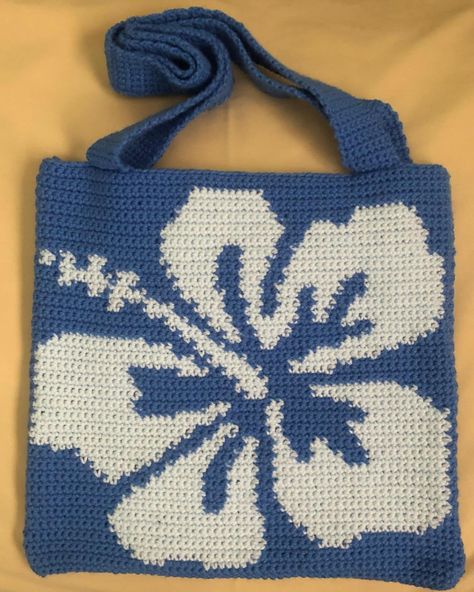 🌺hibiscus tote bag🌺 DM for more info #crochet #crocheting #hibiscustotebag #art #artsandcrafts #crochetsouthafrica #supportblackownedbusinesses #crochetaddict Hibiscus Tote Bag, Crochet Inspo, Hibiscus, Tote Bags, Crochet Patterns, Arts And Crafts, Tote Bag, Handbags, Crochet