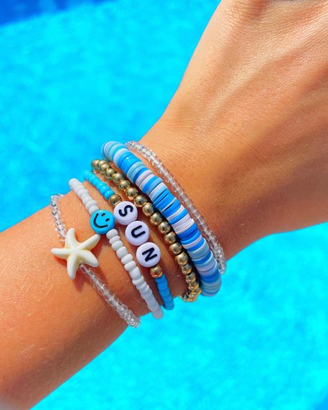 Everything Comes In Waves Bracelet Stack🏝️🩵🌊 $26 Comment SOLD or message me to order 🤍 *available on my website (comment 🤍 for link)* #blue #jewelry #bracelet #beach Beach Bracelet Ideas, Everything Comes In Waves, Waves Bracelet, Vsco Beach, Artsy Jewelry, Bracelet Inspo, Wave Bracelet, Beach Bracelets, Beads Bracelet Design