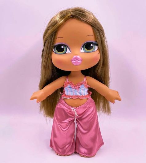 Baby Bratz, Ramadan Quotes, Barbie I, Bratz Doll, Baby Clothes, Princess Zelda, Zelda Characters, Dolls, Fictional Characters