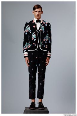 Thom-Browne-Spring-Summer-2015-Look-Book-Collection-Suits-019 Thome Brown Outfit, Thome Brown, Thome Browne, Male Styles, Woman In Suit, Textile Inspiration, Suit Ideas, Male Fashion Trends, Children Fashion