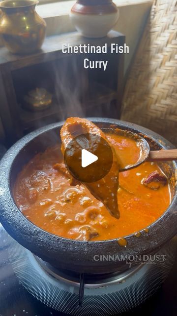 Sandra on Instagram: "Chettinad Fish Curry  ❌❌No Repost❌❌  Fish - 5-6 medium sliced ( i used pomfret)  For Masala Paste  - 2 Tbsp Sesame / gingely Oil - 1 Tsp cumin seeds - 1 Tbsp fennel seeds - 1 Tbsp black Pepper - 6-8 Shallots - 4-5 Garlic Cloves - Small piece Ginger - 2 ripe tomatoes, chopped - 1/2 Tsp Turmeric powder - 1 heapedTbsp coriander powder - 2 Tbsp red chilli powder - 1/4 cup grated coconut  For the Curry - 1 Tbsp Sesame Oil - 1/2 Tsp mustard seeds - 1/4 Tsp fenugreek seeds - 2 sprigs curry leaves - 2-3 green chillies - 4-5 shallots sliced - Tamarind 1 lemon size soaked in water -  - - Heat oil in a kadai or earthen pot add pepper, fennel , cumin seeds and let it splutter  - Now add peeled shallots , garlic and ginger and saute till shallots is tender - Then add chopped tomat Small Fish Curry, Pomfret Curry, Coconut Curry Recipes, Fish Curry Recipe, Garlic And Ginger, Red Chilli Powder, Cumin Seeds, Mustard Seeds, Turmeric Powder