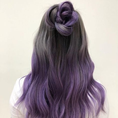 Dip Dyed Hair, Purple Dip Dye, Dipped Hair, Lavender Hair Colors, Purple Ombre Hair, Dip Dye Hair, Korean Hair Color, Dye Hair, Hair Color Pastel