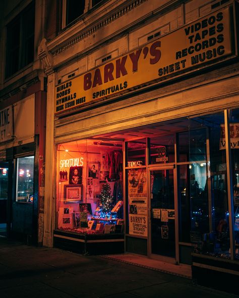 Barky's vintage storefront sign at night Richmond, Virginia Richmond Virginia Aesthetic, Virginia Aesthetic, Ink Magazine, Storefront Signs, Virginia Travel, Rail Transport, Hotel Motel, Posters Framed, City Car