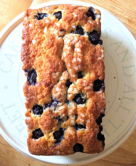 Blueberry Cake Recipe, Blueberry Loaf, Loaf Cake Recipes, Blueberry Cake Recipes, Lemon Blueberry Bread, Yoghurt Cake, Blueberry Lemon Cake, Blueberry Desserts, Blueberry Bread