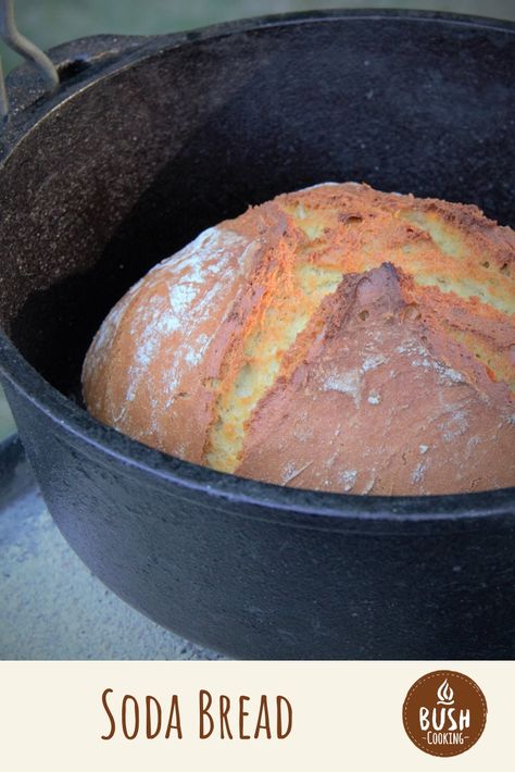 Dutch Oven Beer Bread, Slow Cooker Bread, Bread Winners, Irish Recipes Traditional, Irish Soda Bread Recipe, Dutch Oven Bread, Cooking Bread, Dutch Oven Cooking, Dutch Ovens