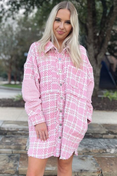 $13.92 Pink Houndstooth Splicing Oversized Tweed Shacket Wholesale Pink Houndstooth, Short Loungewear, Tunic Style, Oversized Style, Tweed Fabric, Tunic Styles, Edgy Look, Plus Size Blouses, Fast Fashion