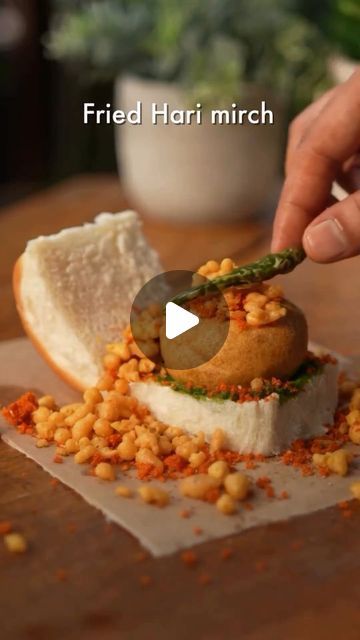 𝚃𝚊𝚜𝚝𝚢 𝙵𝚘𝚘𝚍 | •MUMBAI STREET STYLE VADA PAV RECIPE•😍In one line, all we want to say is- THIS TASTES EXACT SAME AS Bombay ka Iconic Street Vada P... | Instagram Bombay Street Food, Vada Pav Recipe, Red Chutney, Nostalgia Photography, Pav Recipe, Mumbai Street, Fried Garlic, Mumbai Street Food, Garlic Chutney