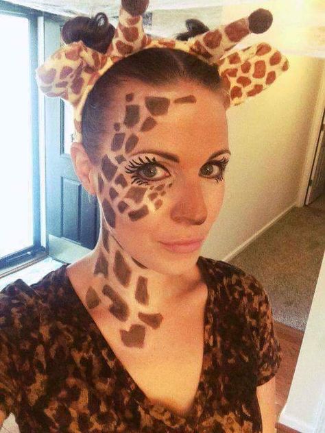 Costume Fleur, Lion King Costume, Giraffe Costume, Lion King Jr, King Costume, Face Paints, Roi Lion, Animal Costumes, Jungle Party